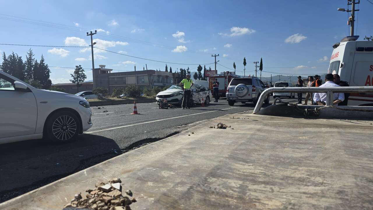 Milas-Bodrum Yolunda Trafik Kazası: 1 Ölü, Biri Ağır 2 Yaralı 3